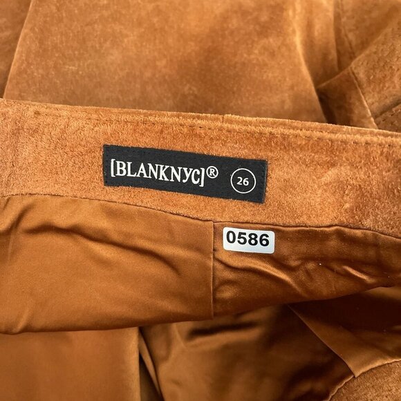 BlankNYC Suede Leather Mini Skirt Double Buckle Detail Back Zipper Women 26 - Picture 7 of 16